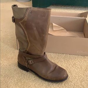 Olukai Boots